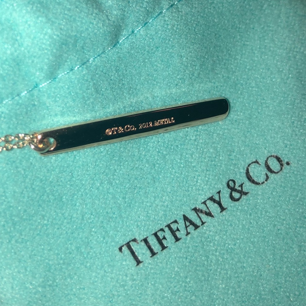 AUTHENTIC *Never Worn* Tiffany Rubedo 1837 bar